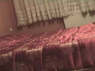 Любительский секс хардкор турецкой пары в постели перед скрытой камерой